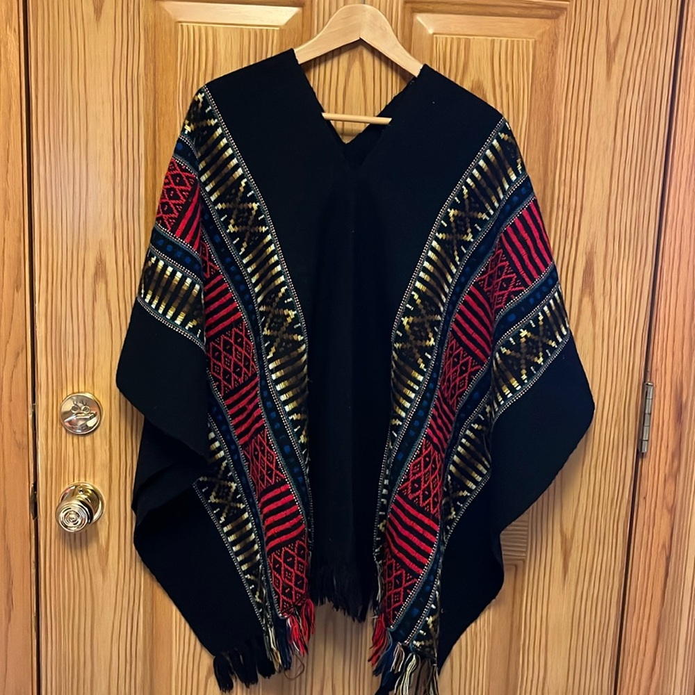 Black & Multicolor Woven Poncho OS
